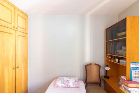 Apartamento à venda com 130m², 3 quartos e 2 vagasQuarto 2