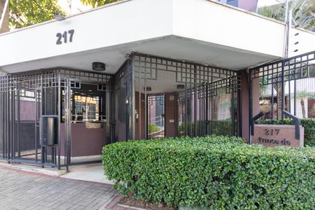 Apartamento à venda com 130m², 3 quartos e 2 vagasFachada