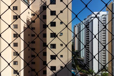 Apartamento à venda com 130m², 3 quartos e 2 vagasVista da Suíte 2