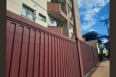 Apartamento à venda com 70m², 2 quartos e 1 vaga Apartamento à venda com 70m², 2 quartos e 1 vagaPlaquinha