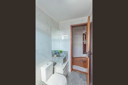 Apartamento à venda com 70m², 2 quartos e 1 vaga Apartamento à venda com 70m², 2 quartos e 1 vagaBanheiro