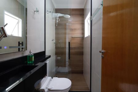 Casa de condomínio para alugar com 131m², 2 quartos e 1 vaga Casa de condomínio para alugar com 131m², 2 quartos e 1 vagaBanheiro