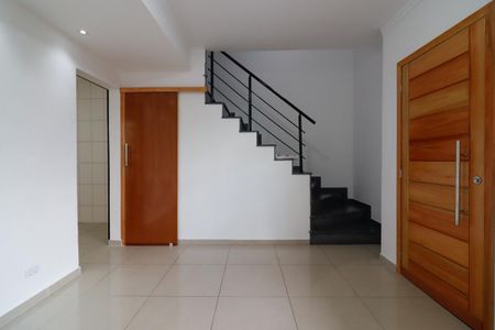 Casa de condomínio para alugar com 131m², 2 quartos e 1 vaga Casa de condomínio para alugar com 131m², 2 quartos e 1 vagaSala