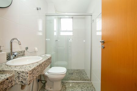 Apartamento à venda com 61m², 2 quartos e 2 vagasBANHEIRO1