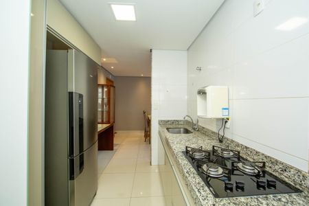 Apartamento à venda com 61m², 2 quartos e 2 vagasCOZINHA