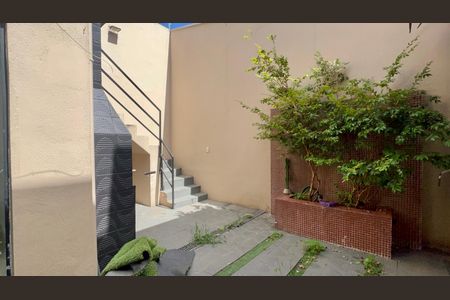 Casa para alugar com 250m², 3 quartos e 2 vagas Casa para alugar com 250m², 3 quartos e 2 vagasChurrasqueira