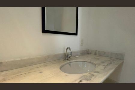Casa para alugar com 250m², 3 quartos e 2 vagas Casa para alugar com 250m², 3 quartos e 2 vagasBanheiro da Suíte 2