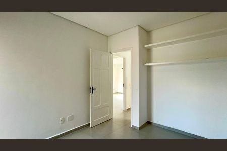 Casa para alugar com 250m², 3 quartos e 2 vagas Casa para alugar com 250m², 3 quartos e 2 vagasSuíte 3
