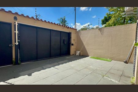 Casa para alugar com 250m², 3 quartos e 2 vagas Casa para alugar com 250m², 3 quartos e 2 vagasGaragem
