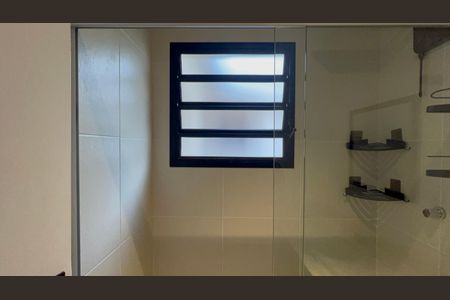 Casa para alugar com 250m², 3 quartos e 2 vagas Casa para alugar com 250m², 3 quartos e 2 vagasBanheiro da Suíte 2