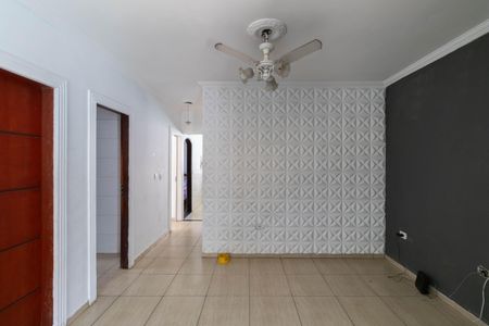 Casa para alugar com 320m², 2 quartos e 7 vagas Casa para alugar com 320m², 2 quartos e 7 vagasSala