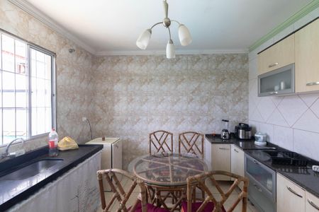 Casa para alugar com 320m², 2 quartos e 7 vagas Casa para alugar com 320m², 2 quartos e 7 vagasCozinha