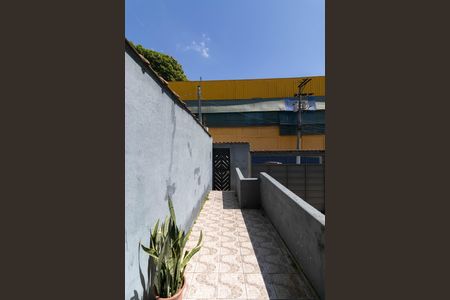 Casa para alugar com 320m², 2 quartos e 7 vagas Casa para alugar com 320m², 2 quartos e 7 vagasEntrada