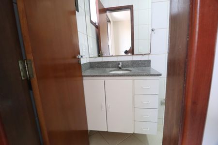 Apartamento para alugar com 110m², 3 quartos e 1 vagaBanheiro do Quarto 3