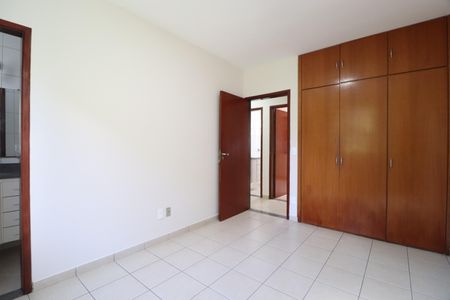 Apartamento para alugar com 110m², 3 quartos e 1 vagaQuarto 3 - Suíte