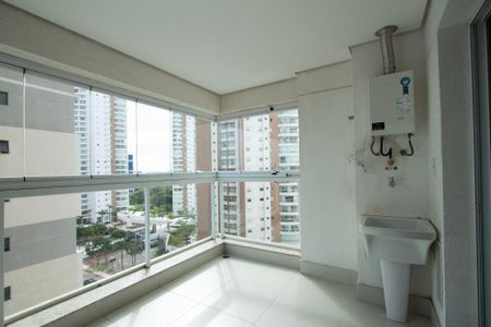 Apartamento para alugar com 52m², 1 quarto e 2 vagas Apartamento para alugar com 52m², 1 quarto e 2 vagasVaranda / Área de Serviço