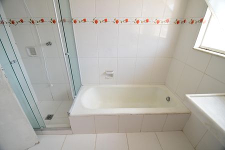 Apartamento à venda com 168m², 3 quartos e sem vagaBanheiro