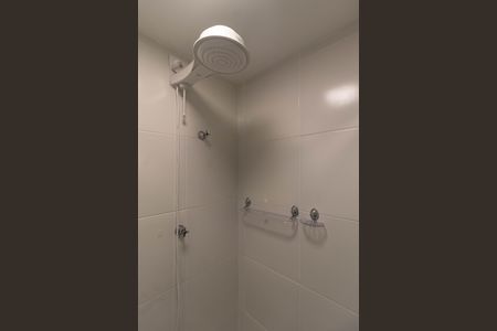 Banheiro de kitnet/studio para alugar com 1 quarto, 19m² em Água Branca, São Paulo