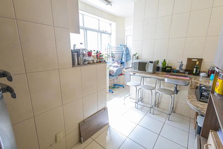 Apartamento à venda com 85m², 3 quartos e 2 vagas Apartamento à venda com 85m², 3 quartos e 2 vagascozinha