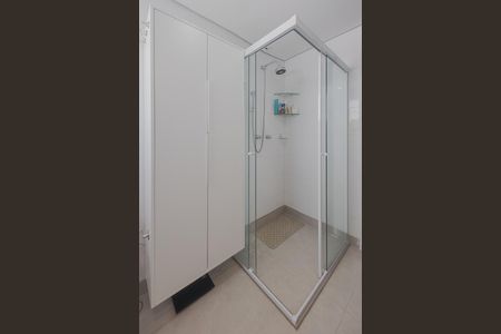 Apartamento à venda com 90m², 2 quartos e 1 vaga Apartamento à venda com 90m², 2 quartos e 1 vagaBanheiro