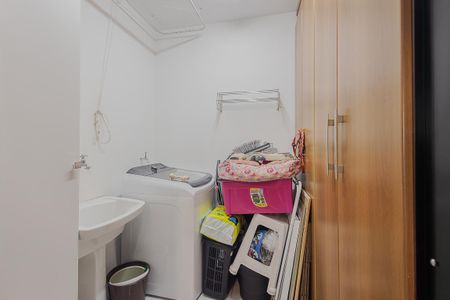 Apartamento à venda com 90m², 2 quartos e 1 vaga Apartamento à venda com 90m², 2 quartos e 1 vagaÁrea de Serviço