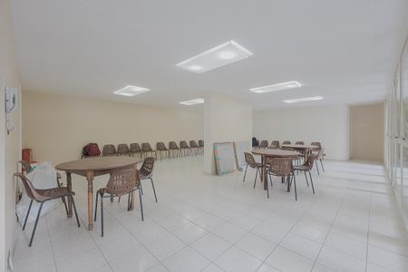 Apartamento à venda com 90m², 2 quartos e 1 vaga Apartamento à venda com 90m², 2 quartos e 1 vagaSalão de Festas