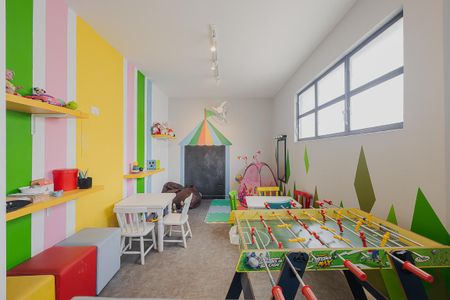 Apartamento à venda com 90m², 2 quartos e 1 vaga Apartamento à venda com 90m², 2 quartos e 1 vagaBrinquedoteca
