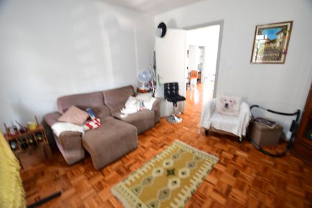 Casa à venda com 238m², 5 quartos e 3 vagasSala