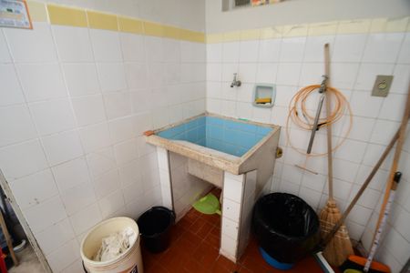 Casa à venda com 238m², 5 quartos e 3 vagasÁrea de Serviço