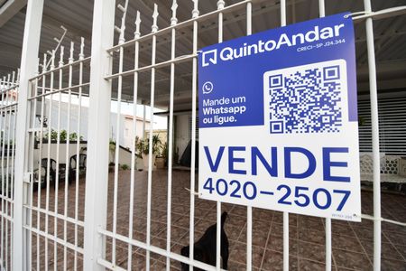 Casa à venda com 238m², 5 quartos e 3 vagasPlaca