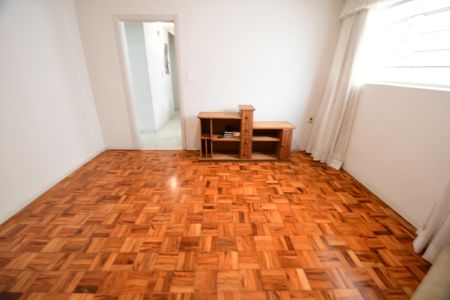 Casa à venda com 238m², 5 quartos e 3 vagasQuarto 3