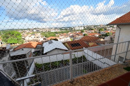 Casa à venda com 238m², 5 quartos e 3 vagasQuarto 1 - Vista