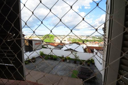 Casa à venda com 238m², 5 quartos e 3 vagasQuarto 4 - Vista