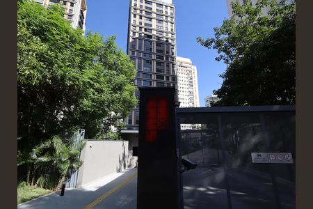Fachada de apartamento para alugar com 2 quartos, 70m² em Panamby, São Paulo