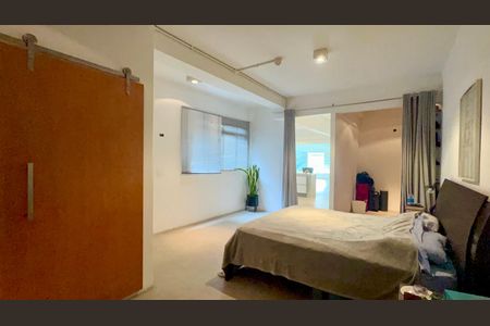 Apartamento à venda com 150m², 1 quarto e sem vagaSuite