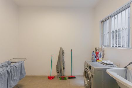 Apartamento à venda com 150m², 1 quarto e sem vagaÁrea de Serviço