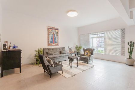 Apartamento à venda com 150m², 1 quarto e sem vagaSala
