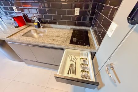 Studio para alugar com 26m², 1 quarto e sem vagaCozinha - Armários