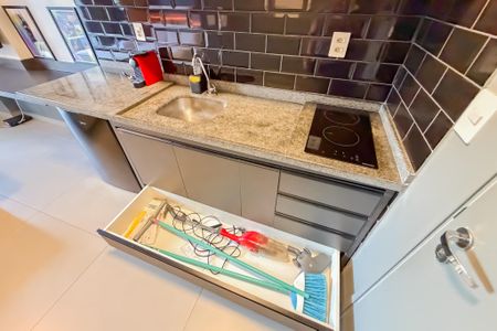 Studio para alugar com 26m², 1 quarto e sem vagaCozinha - Armários