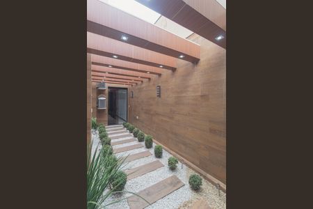 Apartamento à venda com 180m², 3 quartos e 3 vagas Apartamento à venda com 180m², 3 quartos e 3 vagasÁrea Privativa