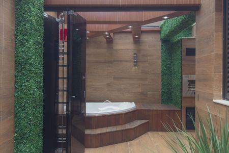 Apartamento à venda com 180m², 3 quartos e 3 vagas Apartamento à venda com 180m², 3 quartos e 3 vagasÁrea Privativa