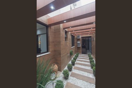 Apartamento à venda com 180m², 3 quartos e 3 vagas Apartamento à venda com 180m², 3 quartos e 3 vagasÁrea Privativa