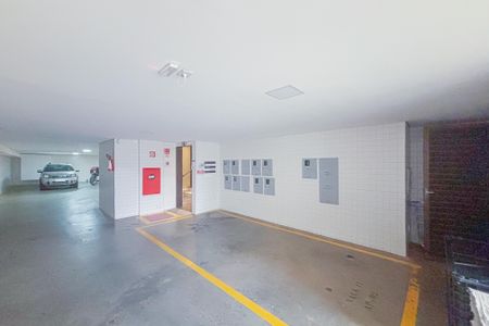 Apartamento à venda com 180m², 3 quartos e 3 vagas Apartamento à venda com 180m², 3 quartos e 3 vagasGaragem