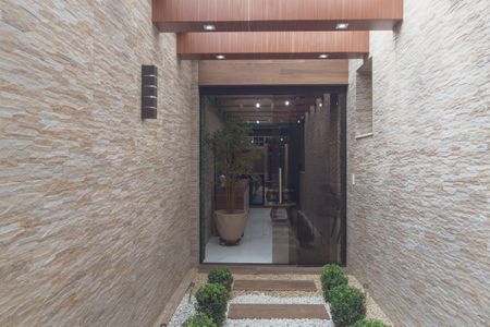 Apartamento à venda com 180m², 3 quartos e 3 vagas Apartamento à venda com 180m², 3 quartos e 3 vagasÁrea Privativa