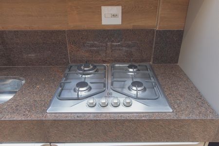 Apartamento à venda com 180m², 3 quartos e 3 vagas Apartamento à venda com 180m², 3 quartos e 3 vagasÁrea Gourmet