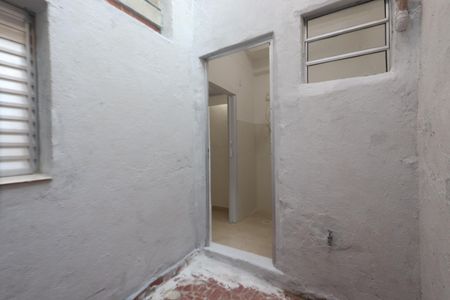 Casa para alugar com 40m², 1 quarto e 1 vagaQuintal