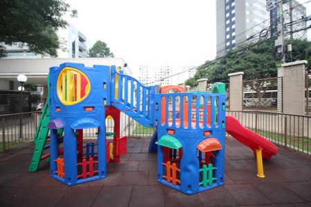 Apartamento à venda com 47m², 2 quartos e 1 vagaÁrea comum - Playground