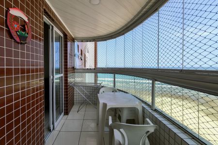 Sacada  de apartamento para alugar com 1 quarto, 50m² em Guilhermina, Praia Grande