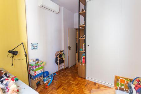 Apartamento à venda com 153m², 3 quartos e 1 vagaQuarto 2
