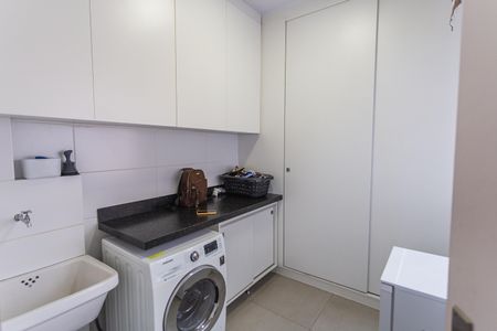 Apartamento à venda com 153m², 3 quartos e 1 vagaÁrea de Serviço